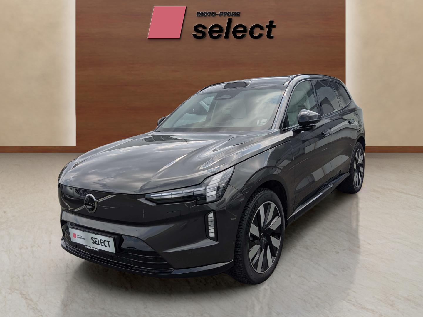 Volvo EX90 used