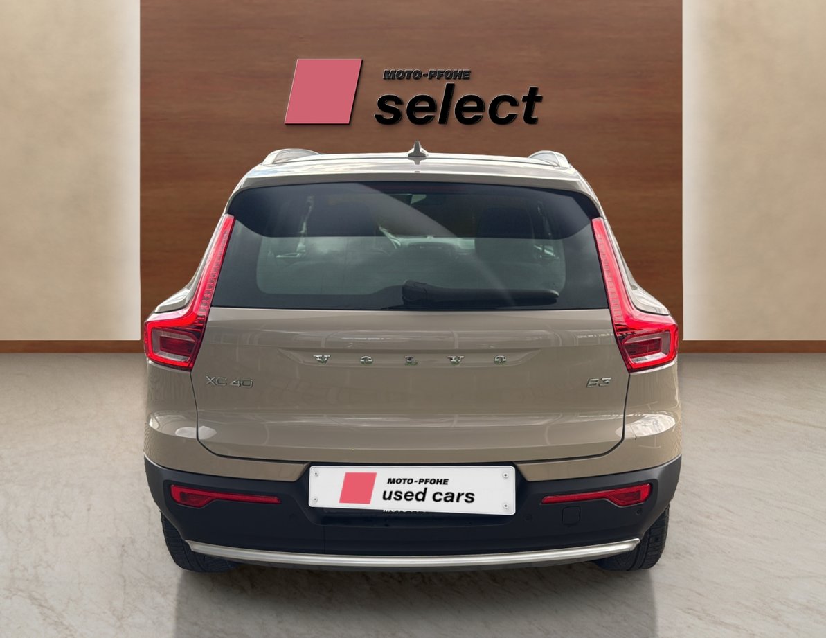 Volvo XC40 употребяван