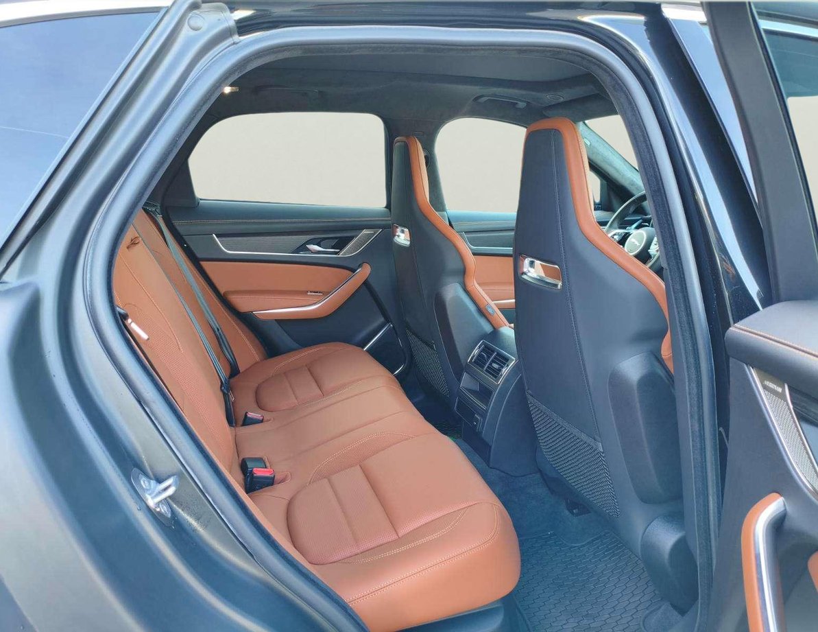 Jaguar F-Pace употребяван