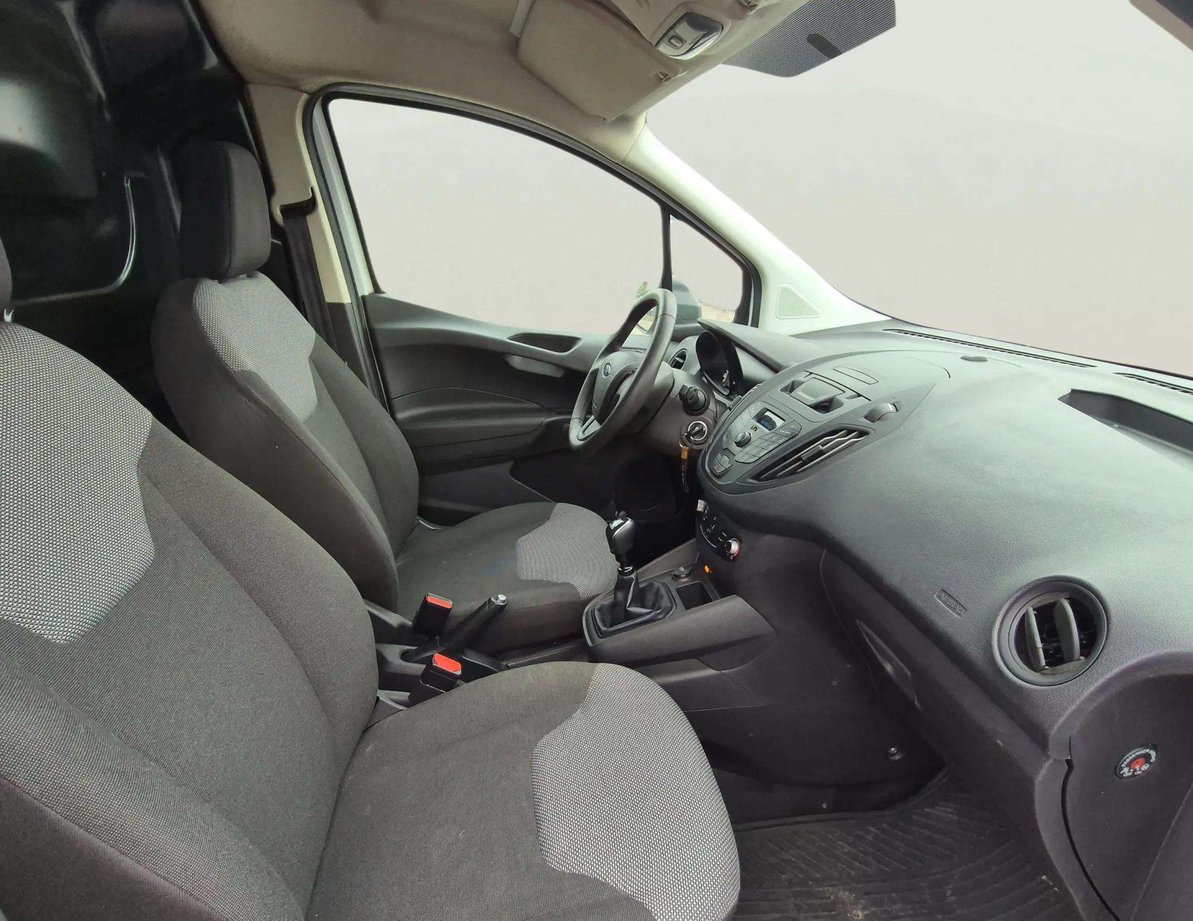 Ford Courier употребяван