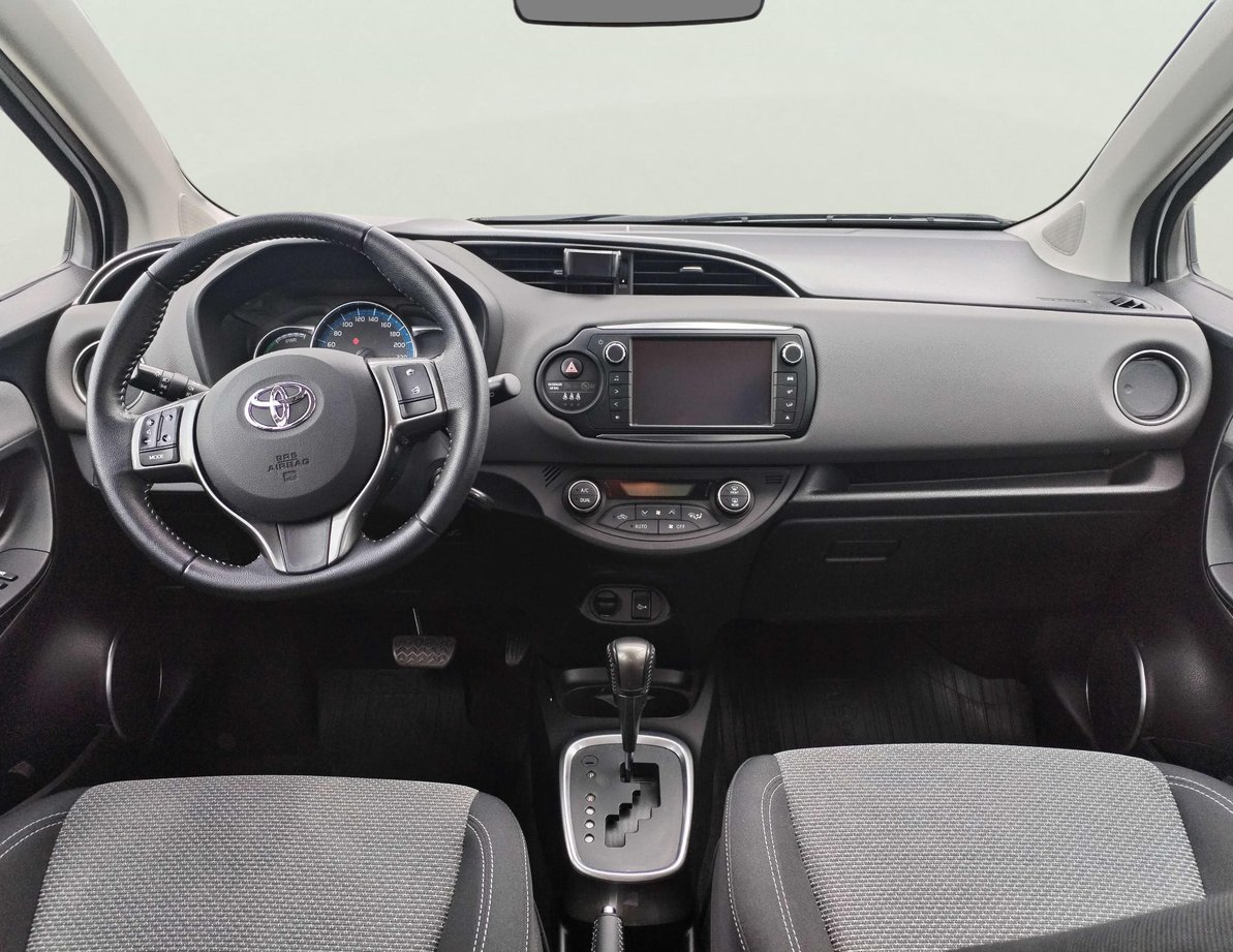 Toyota Yaris употребяван