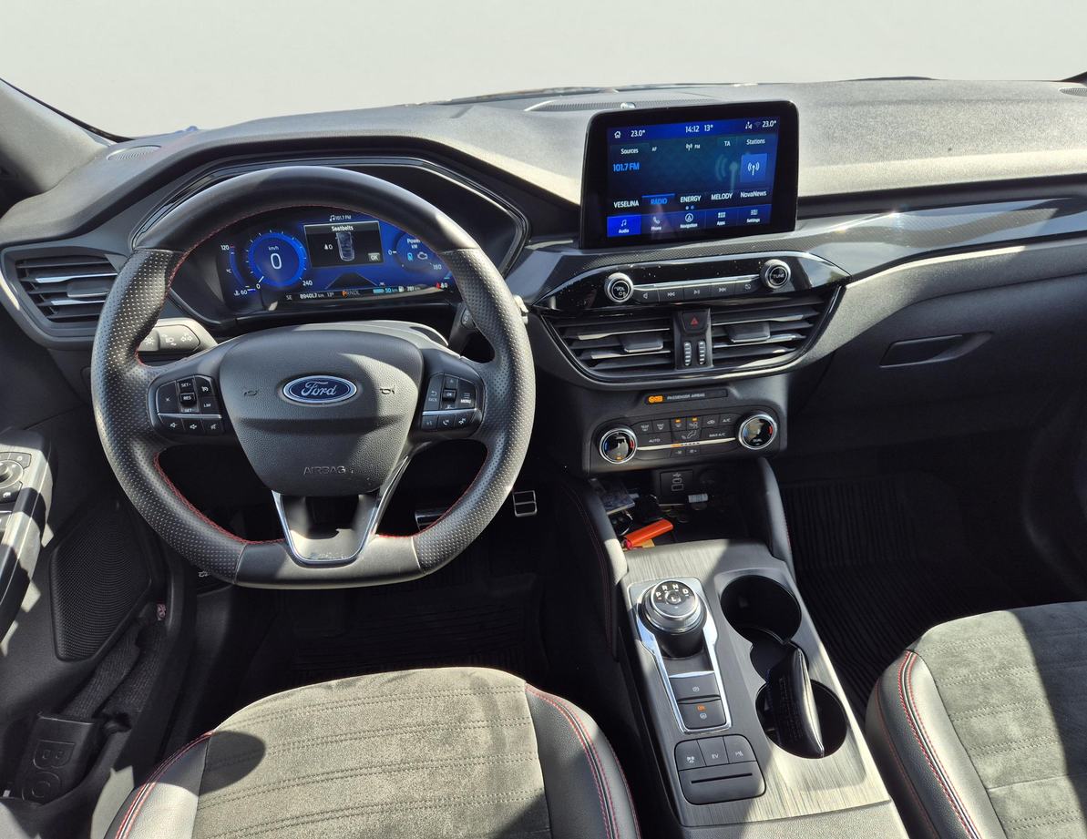 Ford KUGA PHEV употребяван