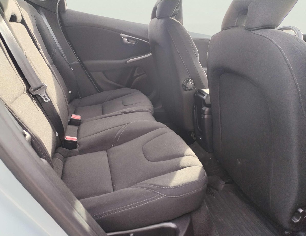 Volvo V40CC употребяван