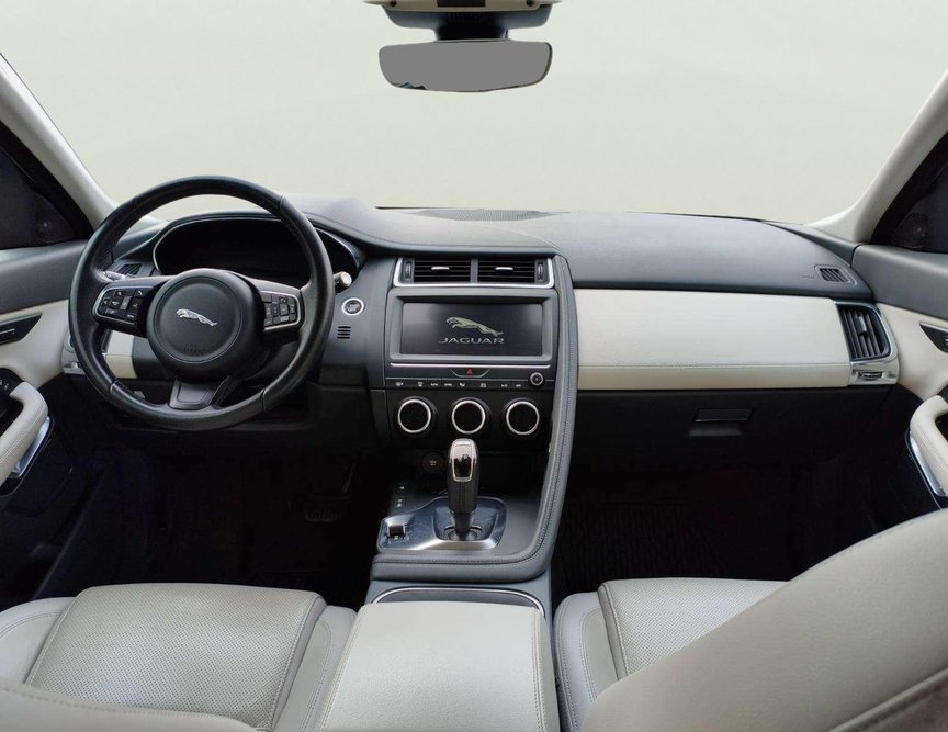 Jaguar E-Pace употребяван