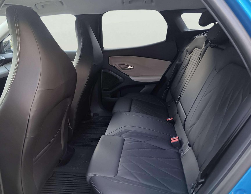 Ford E-Explorer употребяван