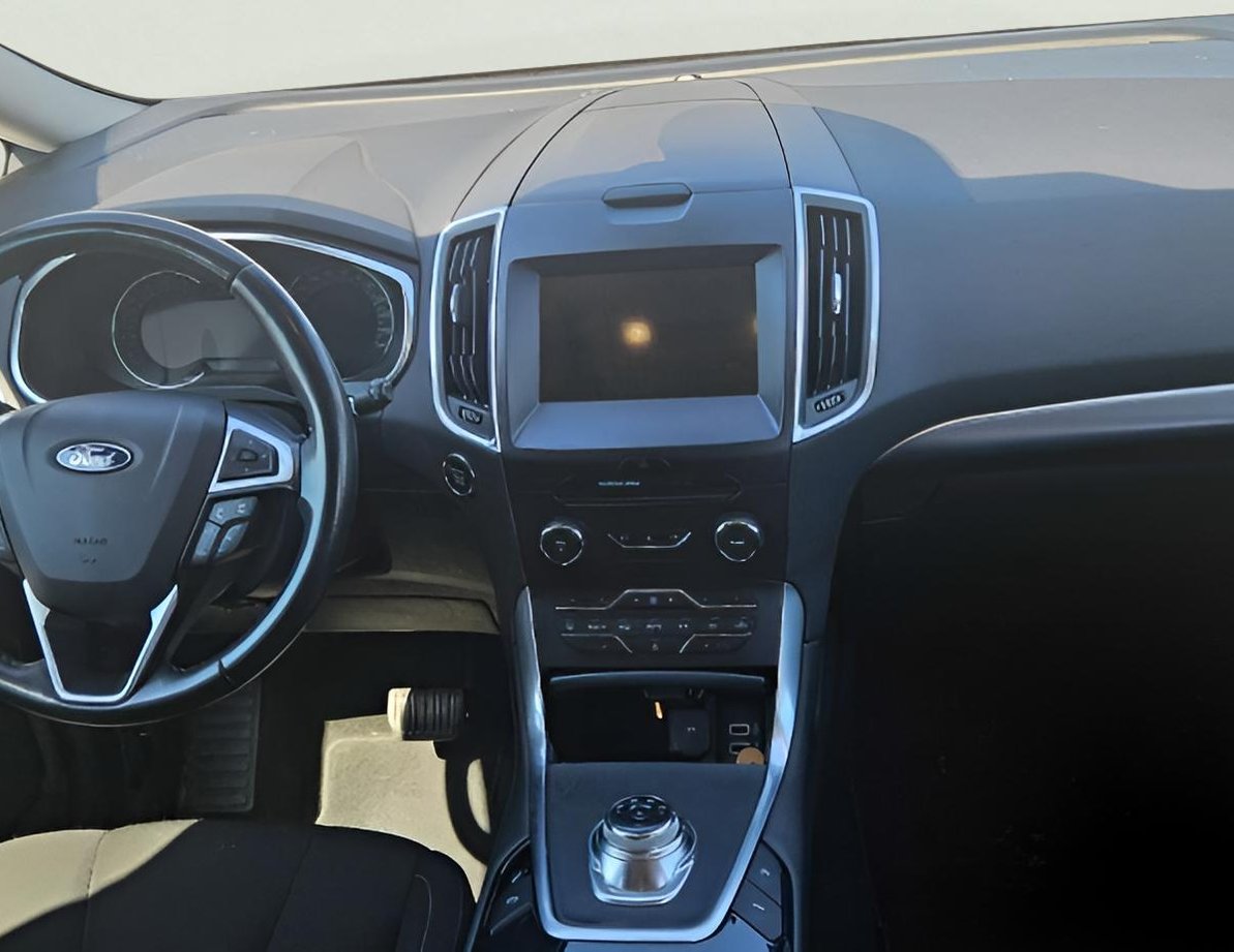 Ford S-Max употребяван
