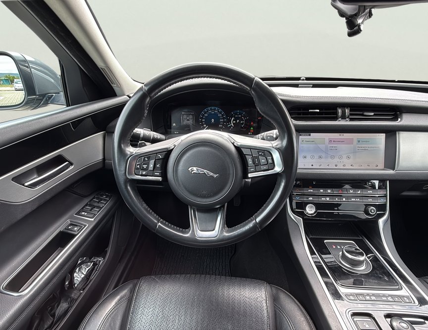 Jaguar XF употребяван