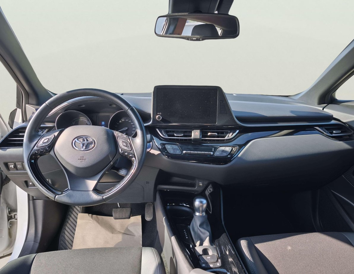 Toyota CHR употребяван