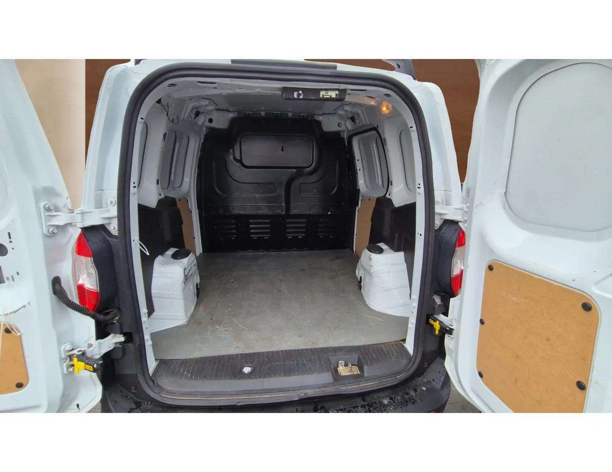 Ford Courier употребяван
