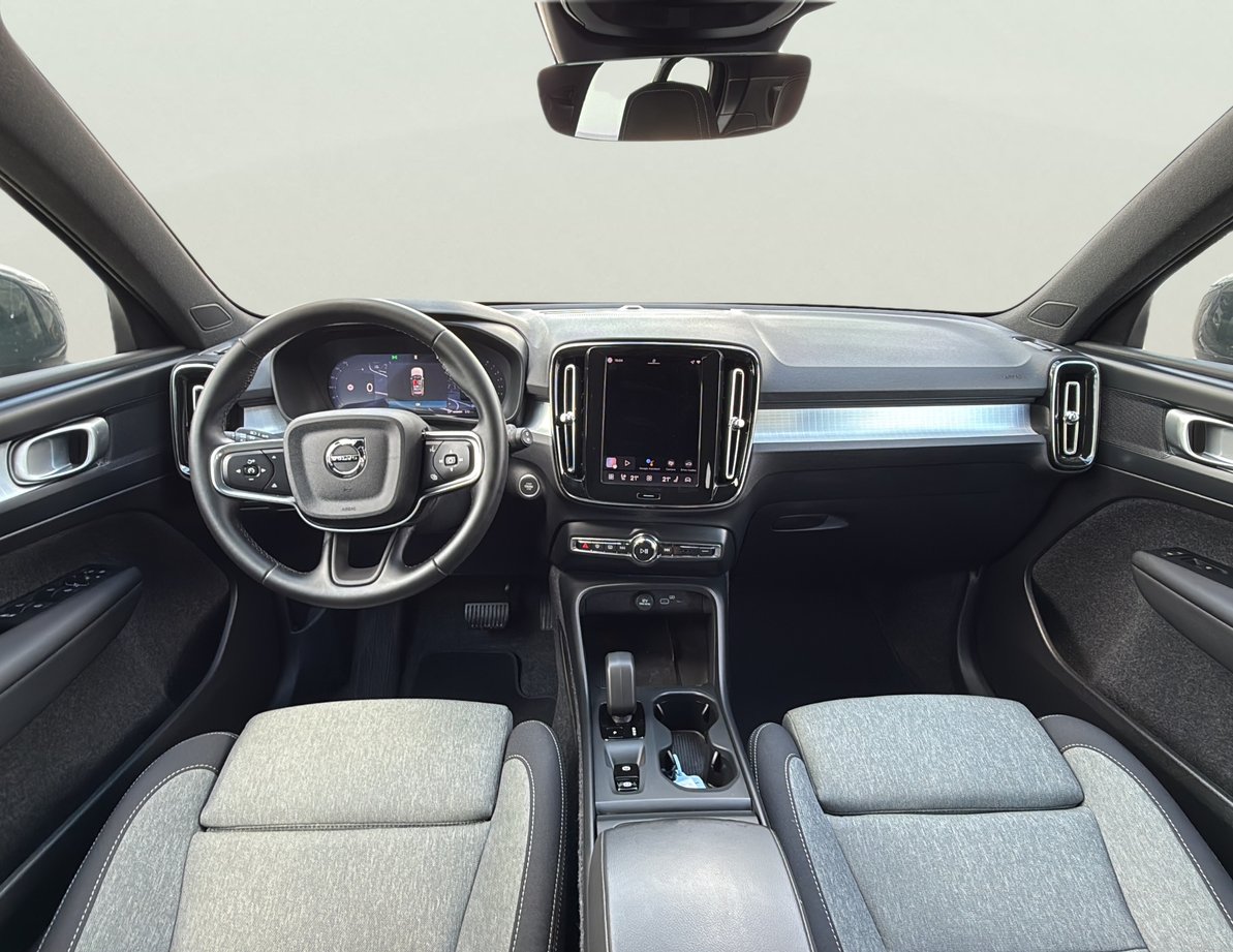 Volvo XC40 употребяван