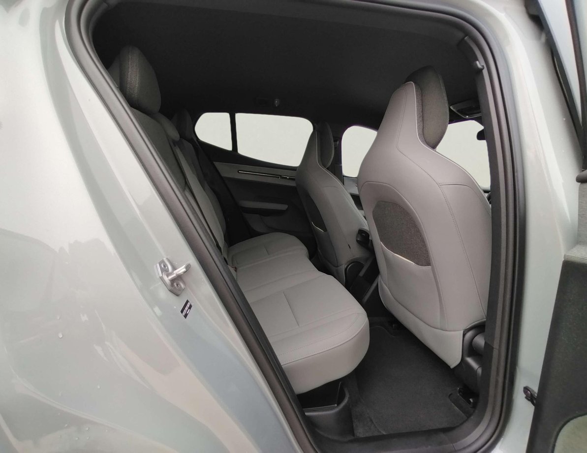 Volvo EX30 употребяван