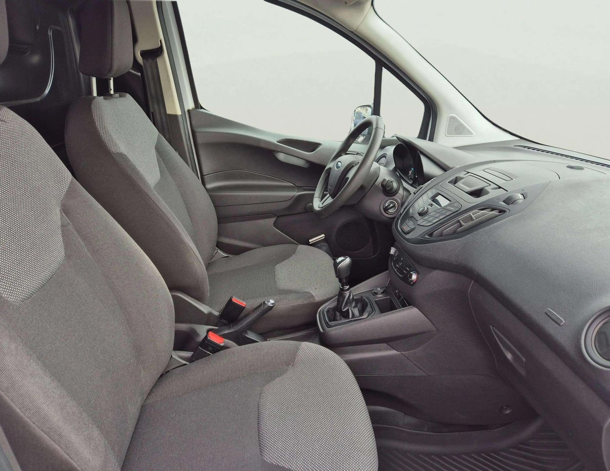 Ford Courier употребяван