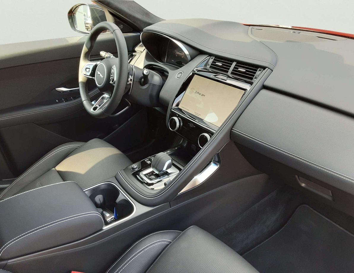 Jaguar E-Pace употребяван