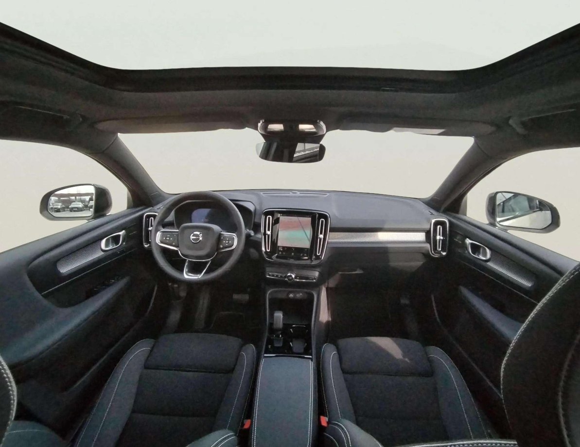 Volvo EX40 употребяван