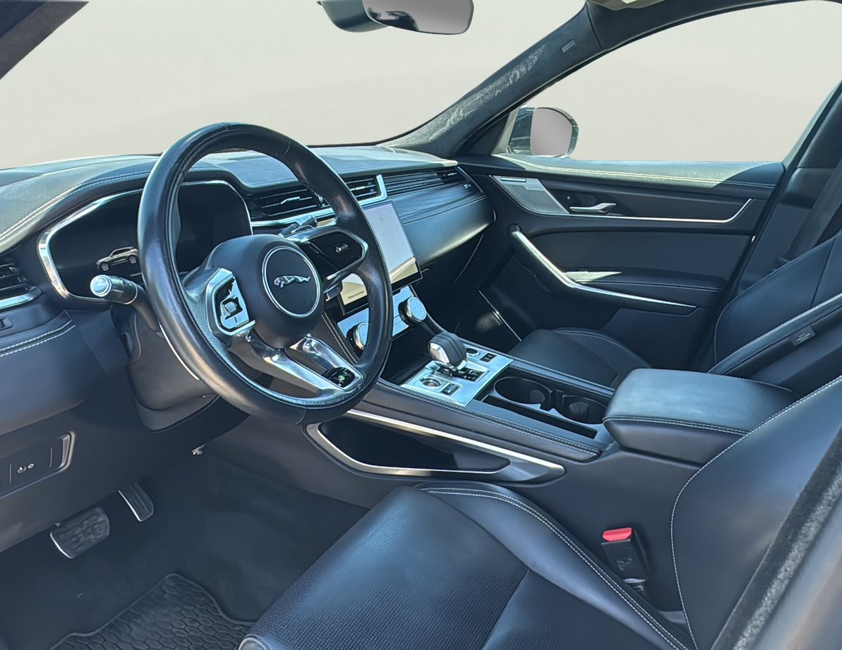 Jaguar F-Pace употребяван