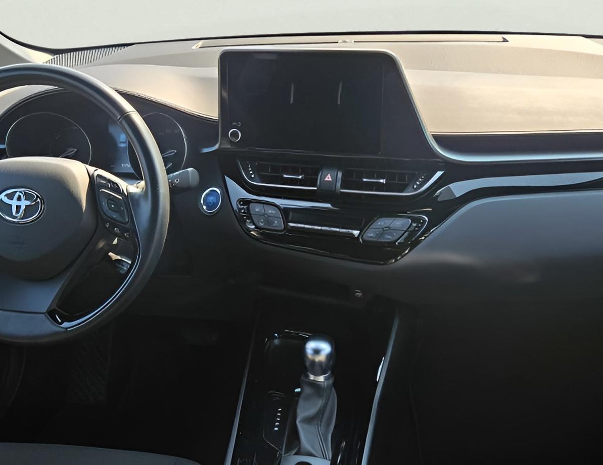 Toyota CHR употребяван