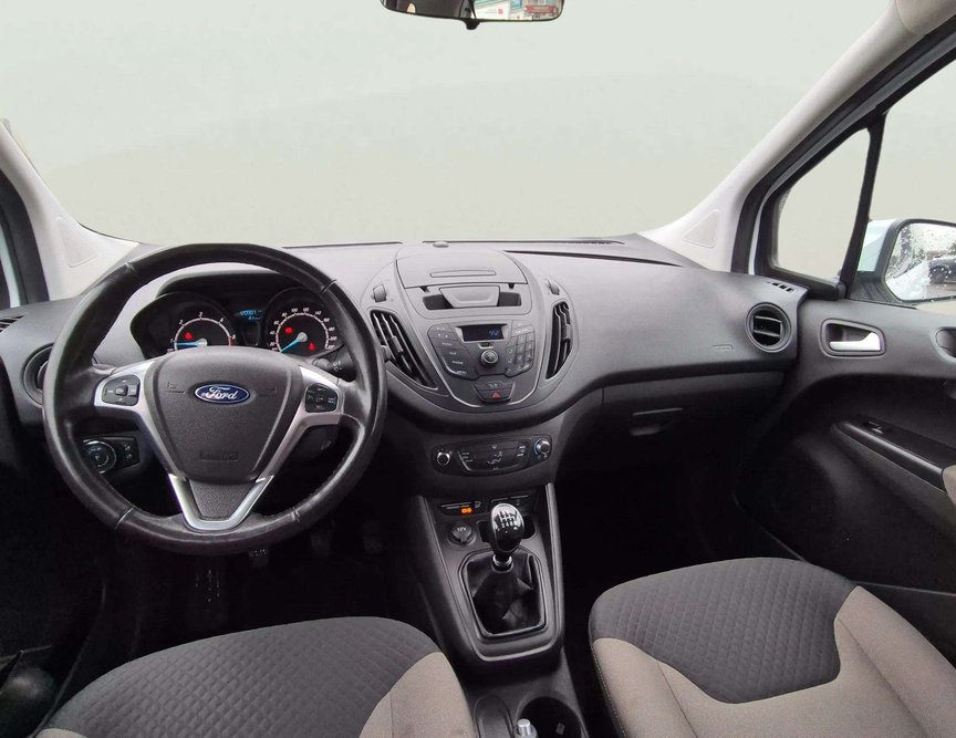 Ford Courier употребяван