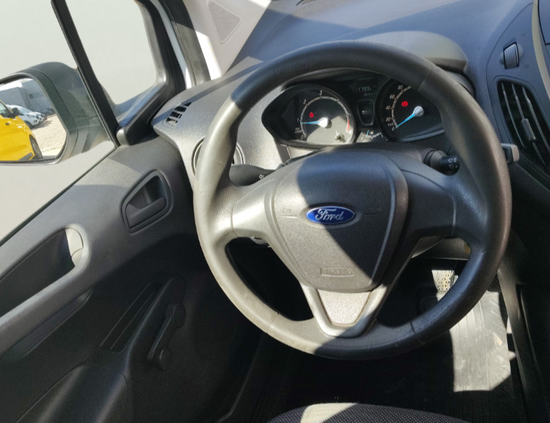 Ford Courier употребяван