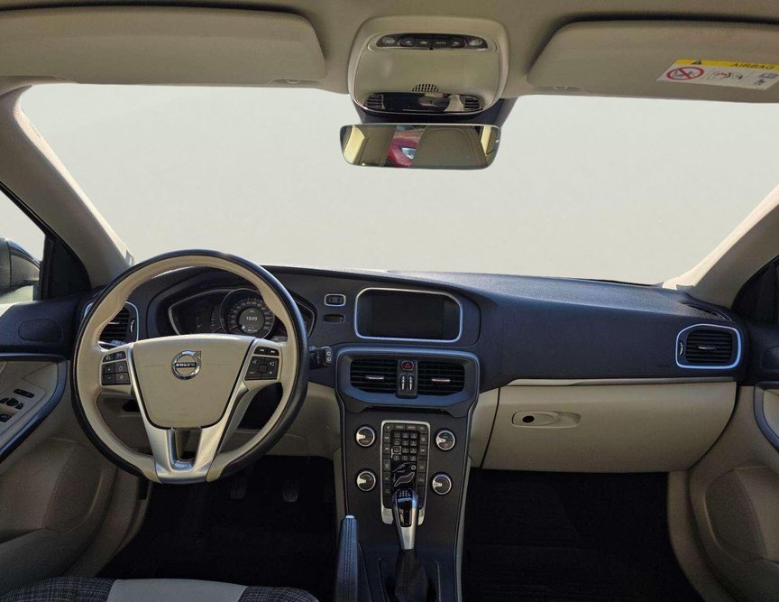 Volvo V40CC употребяван