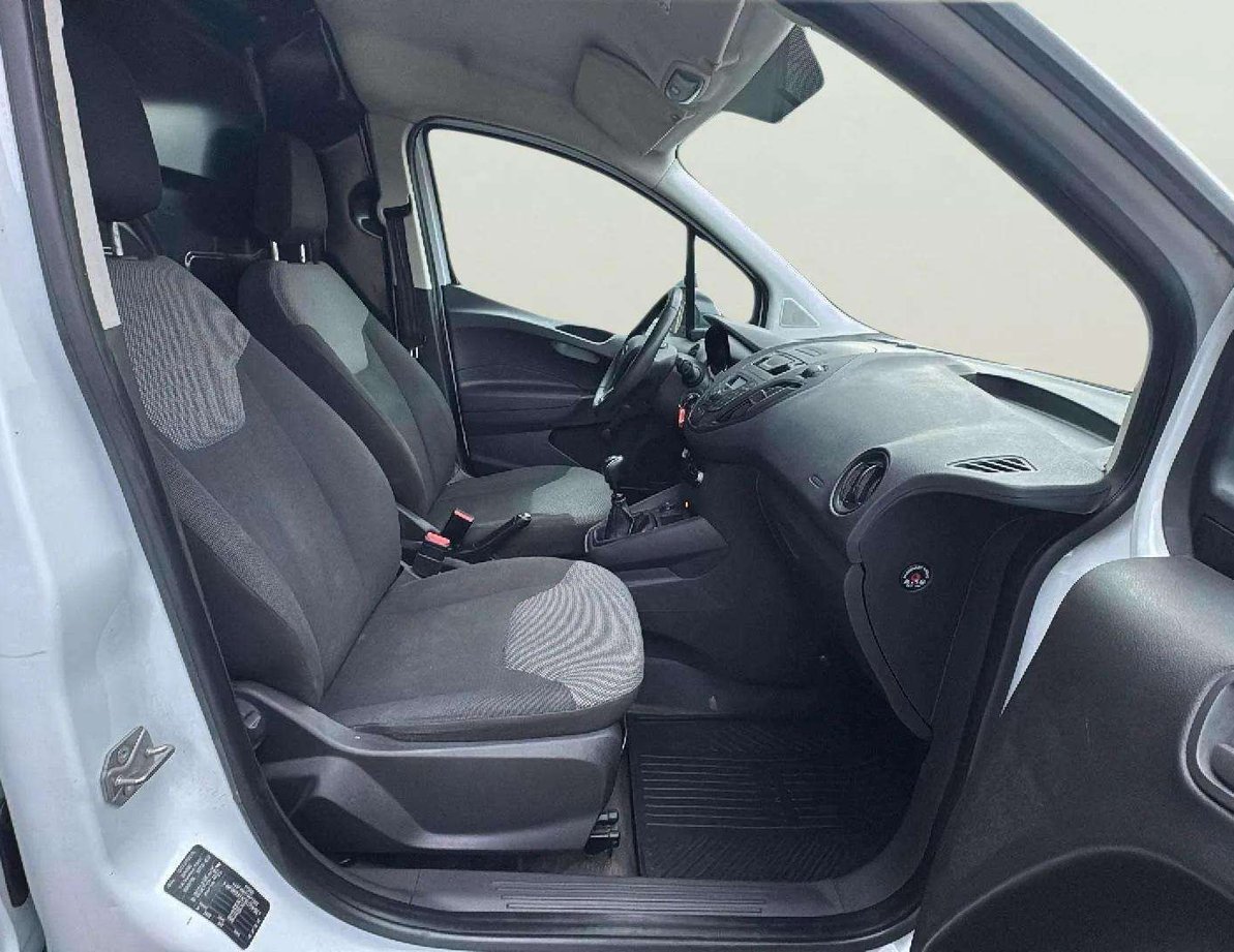 Ford Courier употребяван