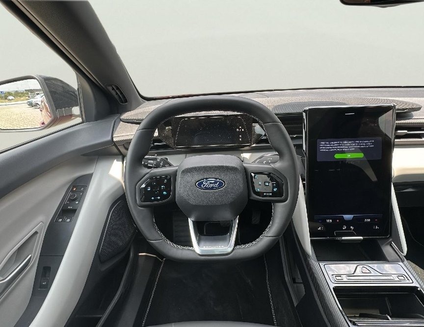 Ford E-Explorer употребяван