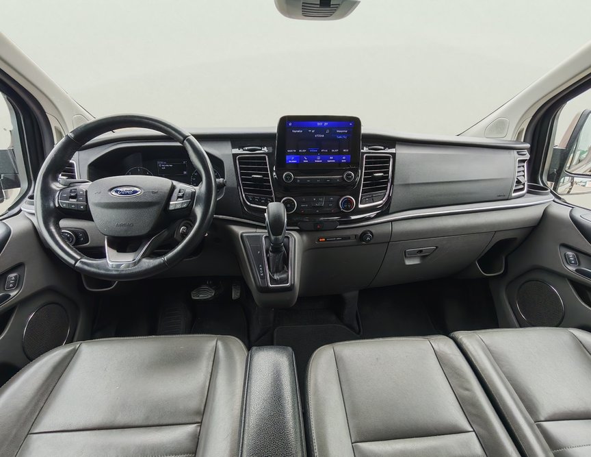 Ford Tourneo Custom употребяван