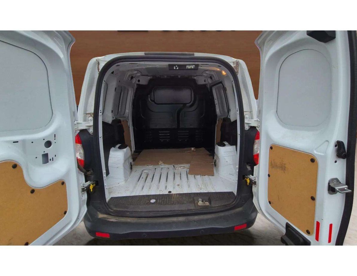 Ford Courier употребяван