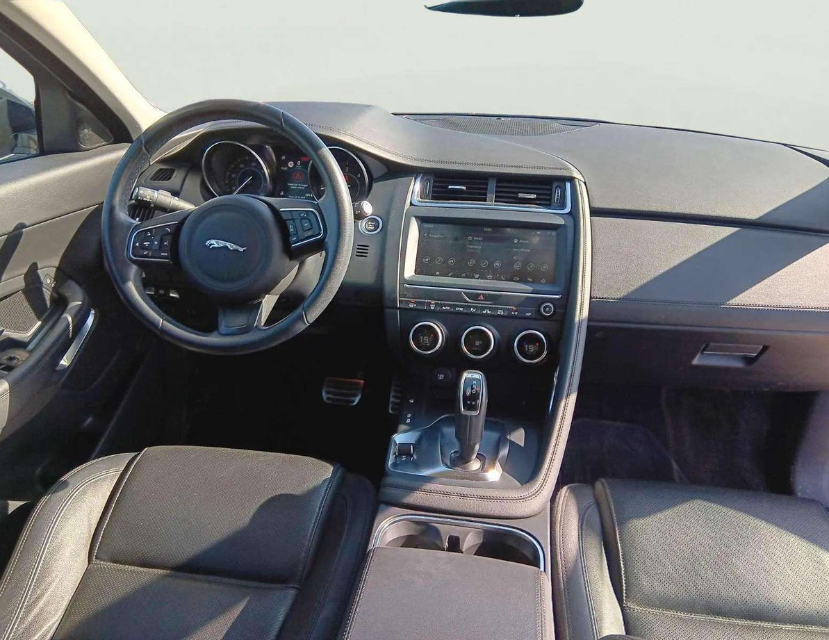 Jaguar E-Pace употребяван