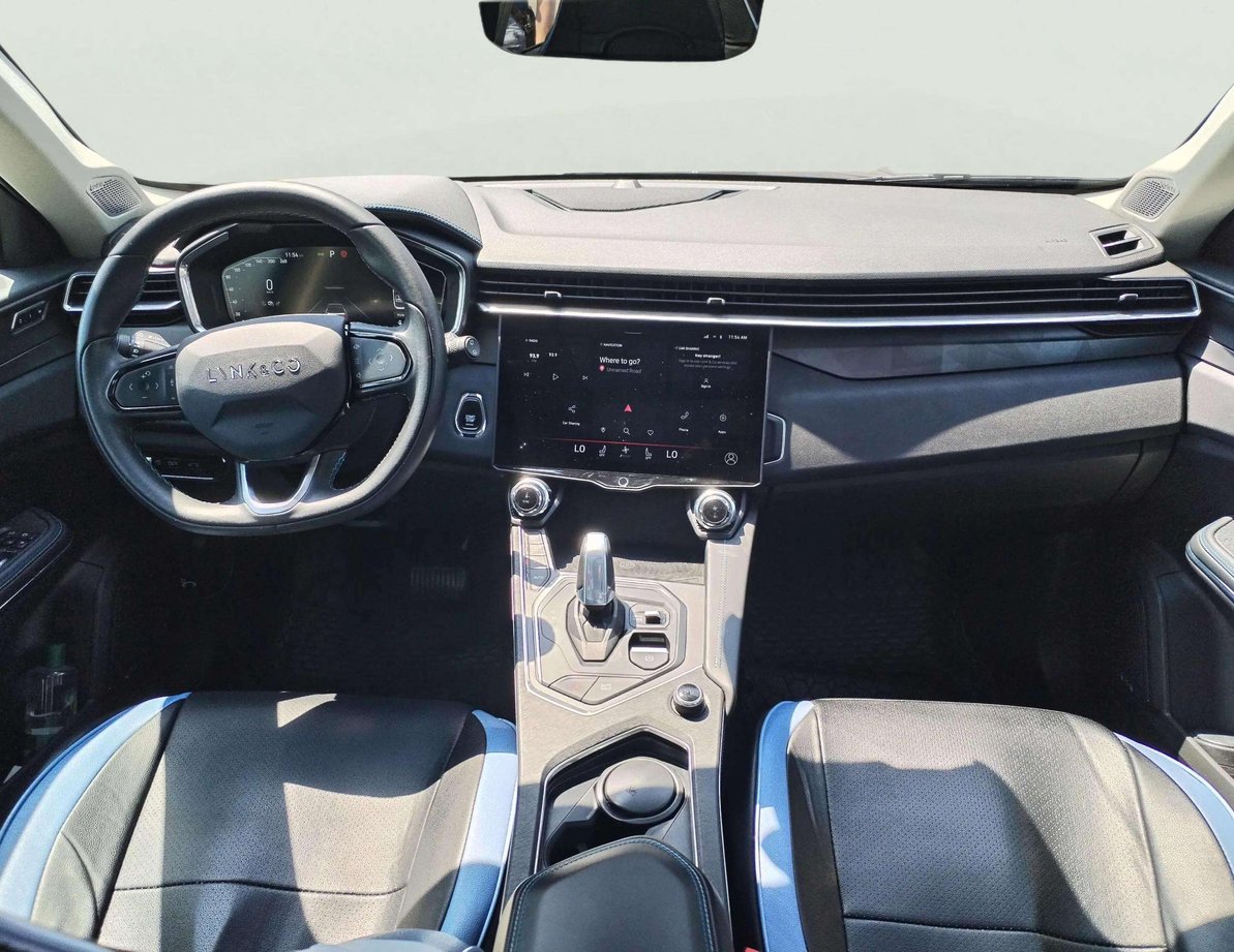 Lynk & Co 01 употребяван