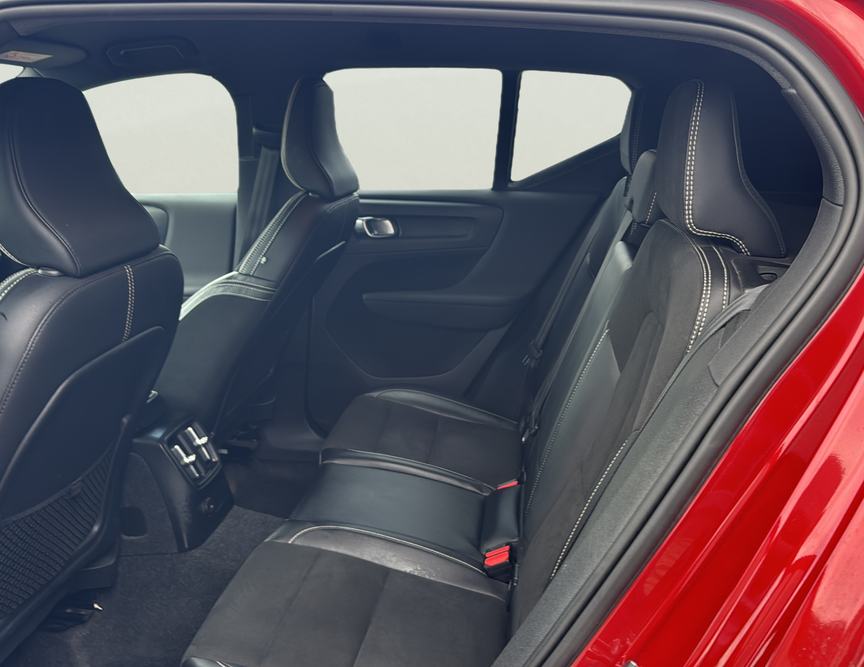 Volvo XC40 употребяван