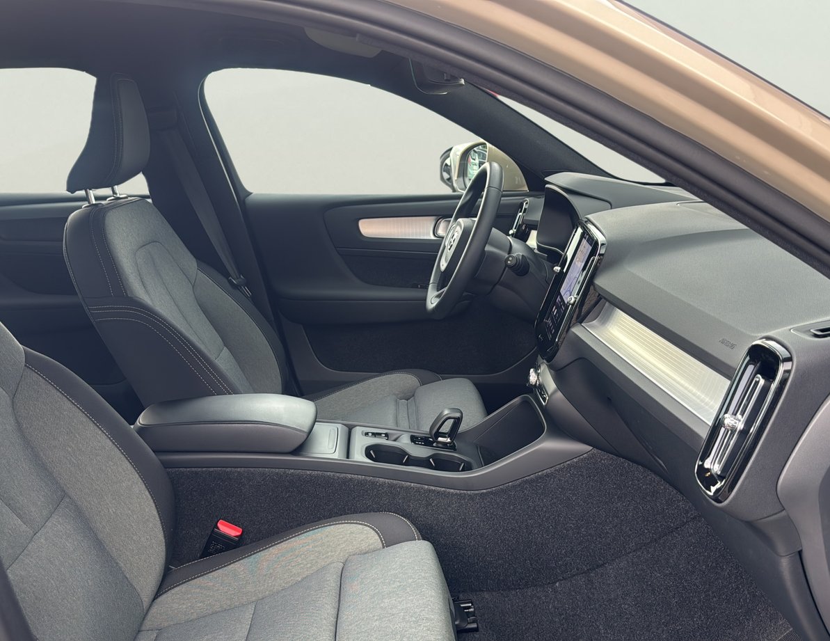 Volvo XC40 употребяван