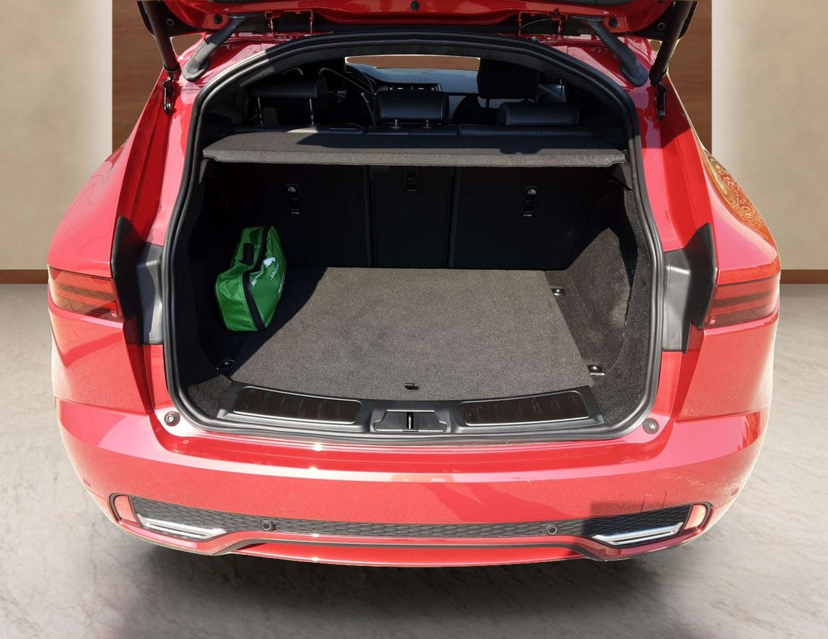 Jaguar E-Pace употребяван