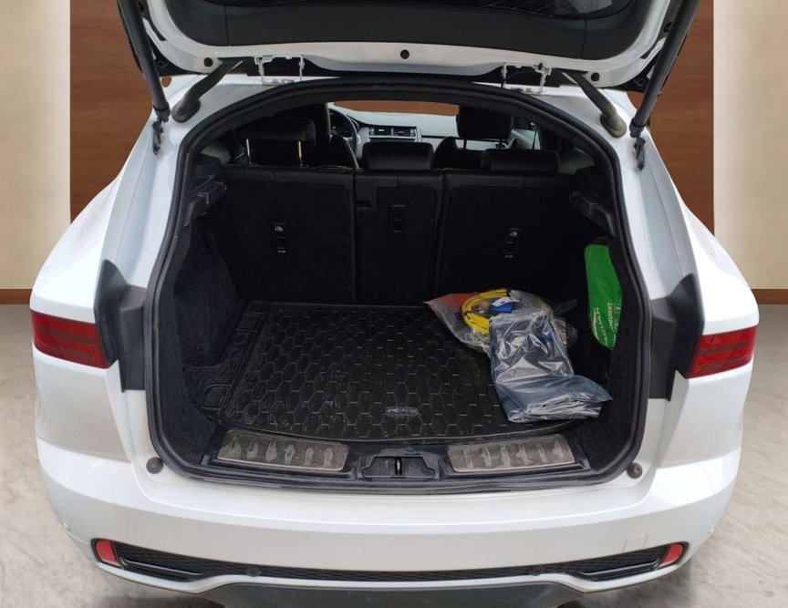 Jaguar E-Pace употребяван