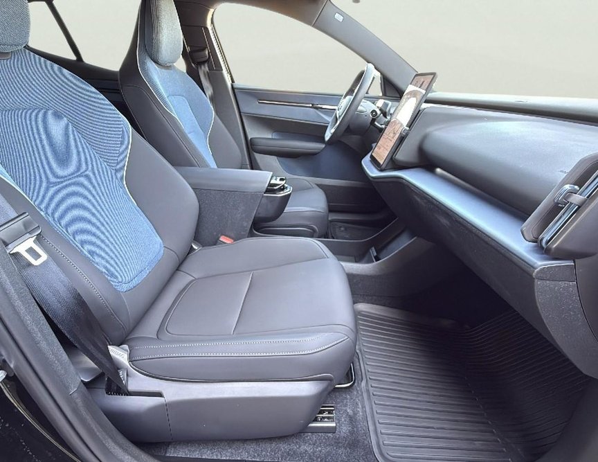 Volvo EX30 употребяван