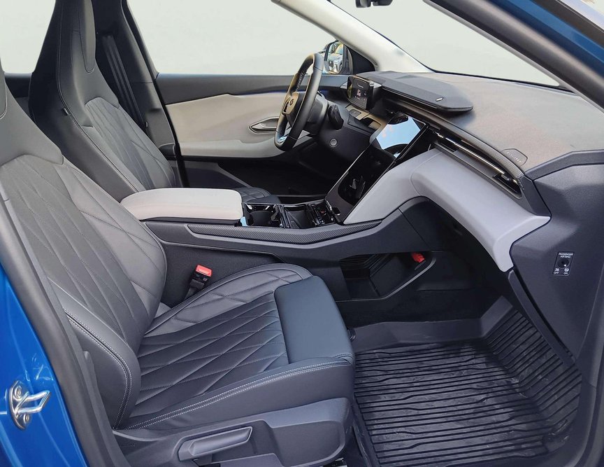 Ford E-Explorer употребяван