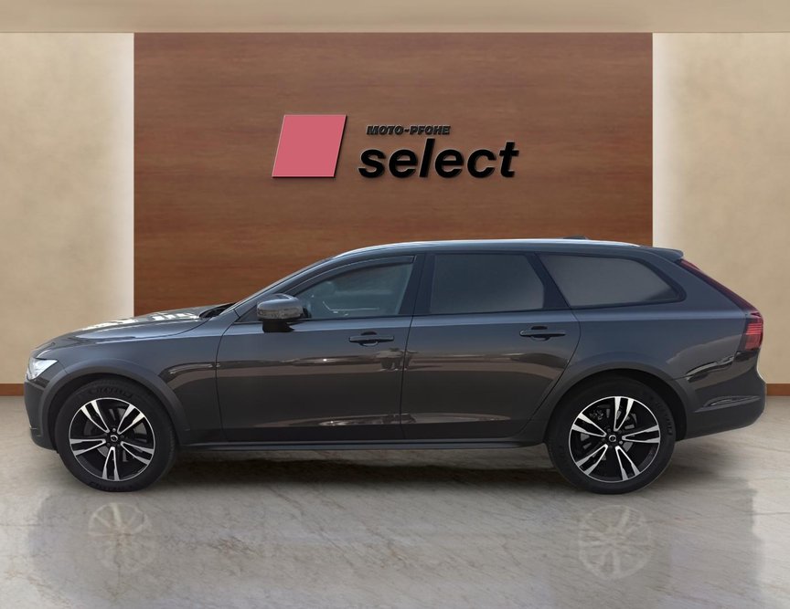 Volvo V90 CC употребяван