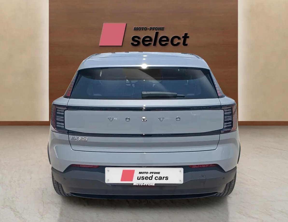 Volvo EX30 употребяван