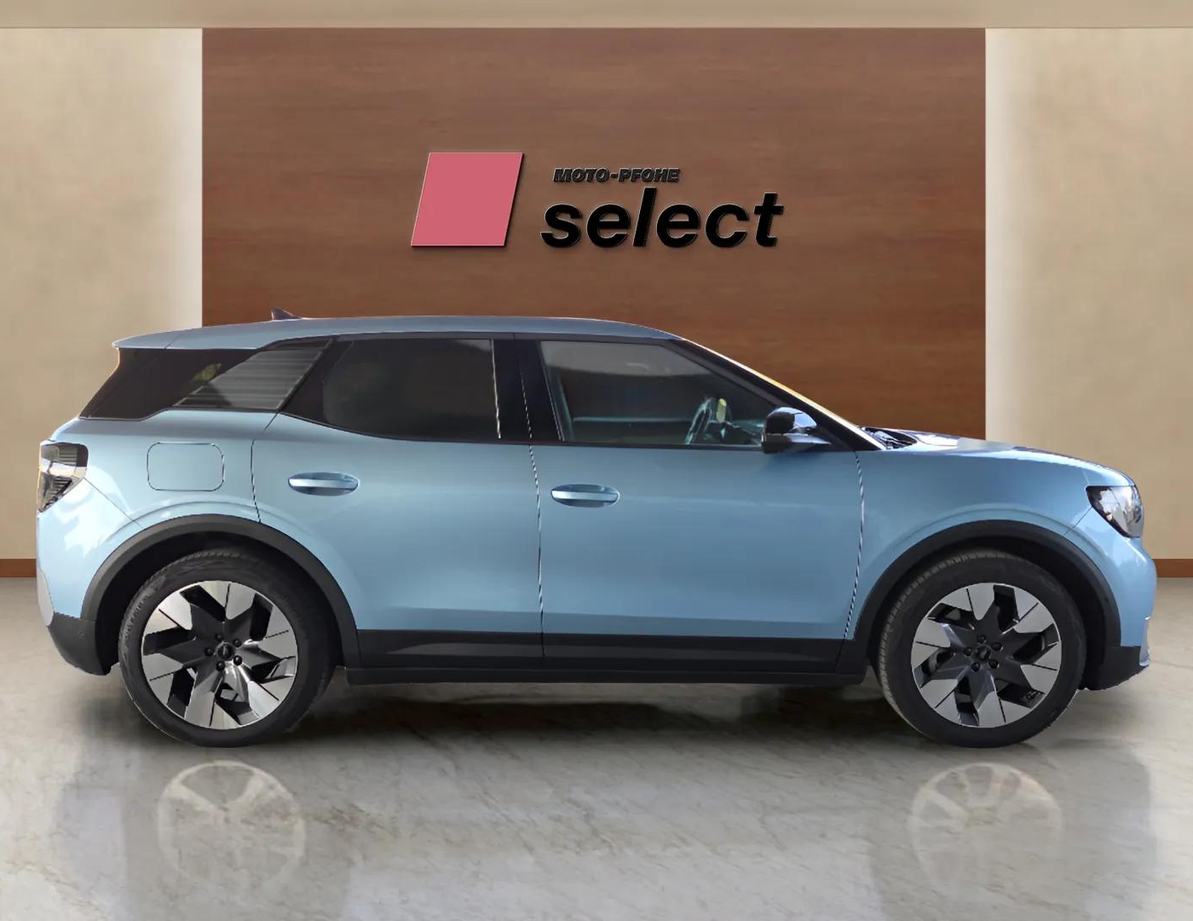 Ford E-Explorer употребяван