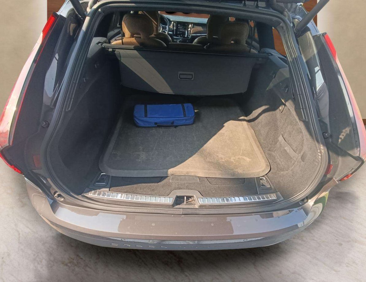 Volvo V90 CC употребяван