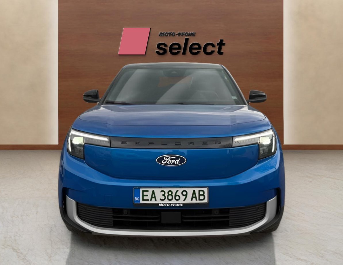 Ford E-Explorer употребяван