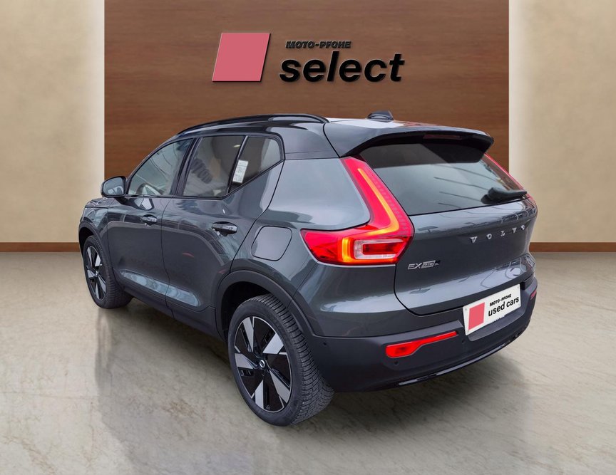 Volvo EX40 употребяван