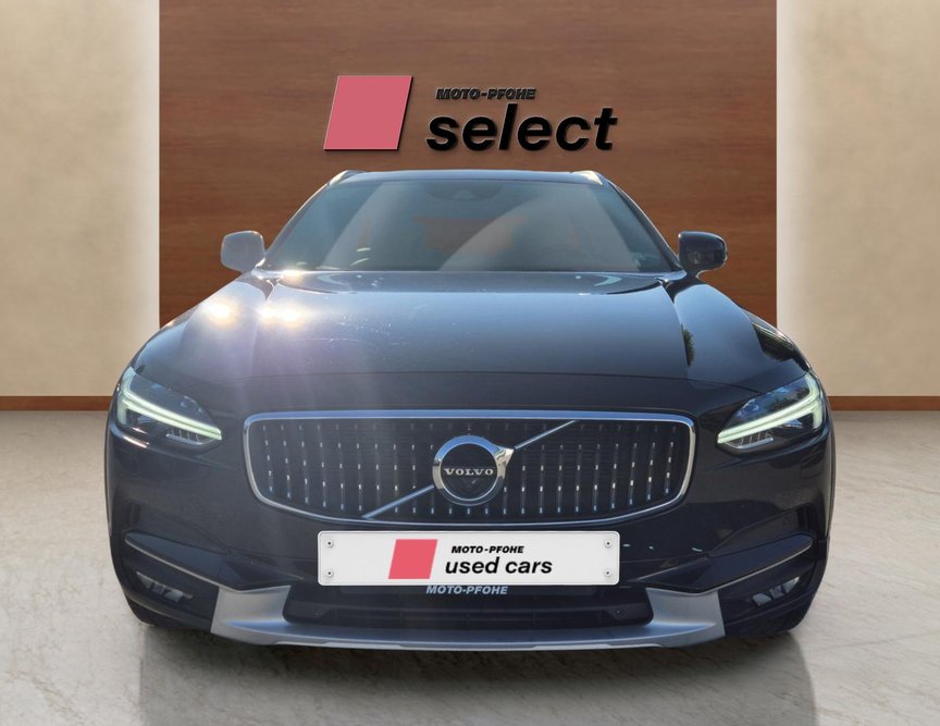 Volvo V90 Cross Country употребяван