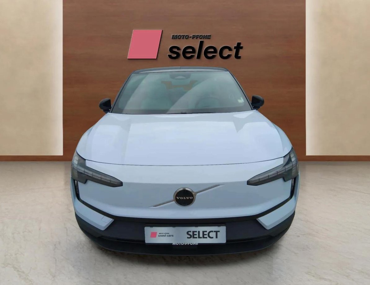 Volvo EX30 употребяван