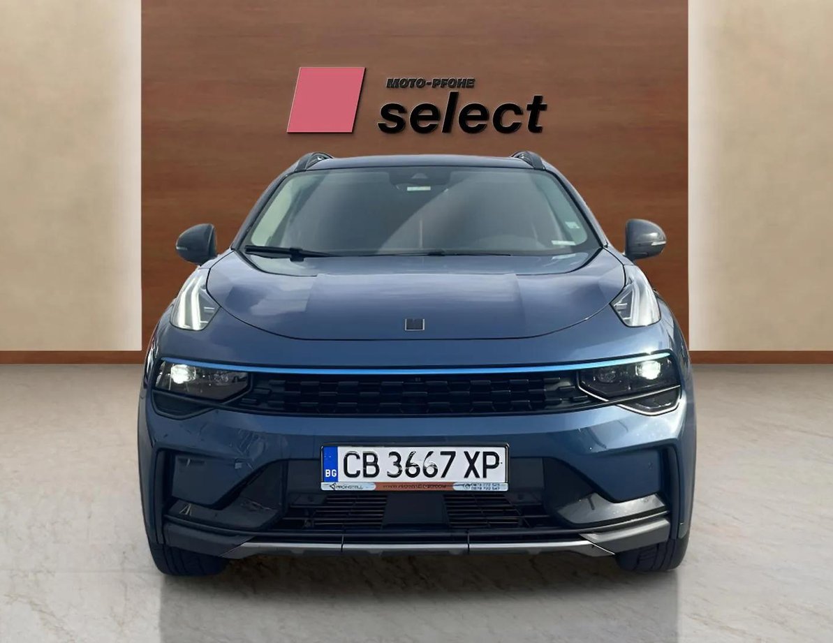 Lynk&Co 01 употребяван