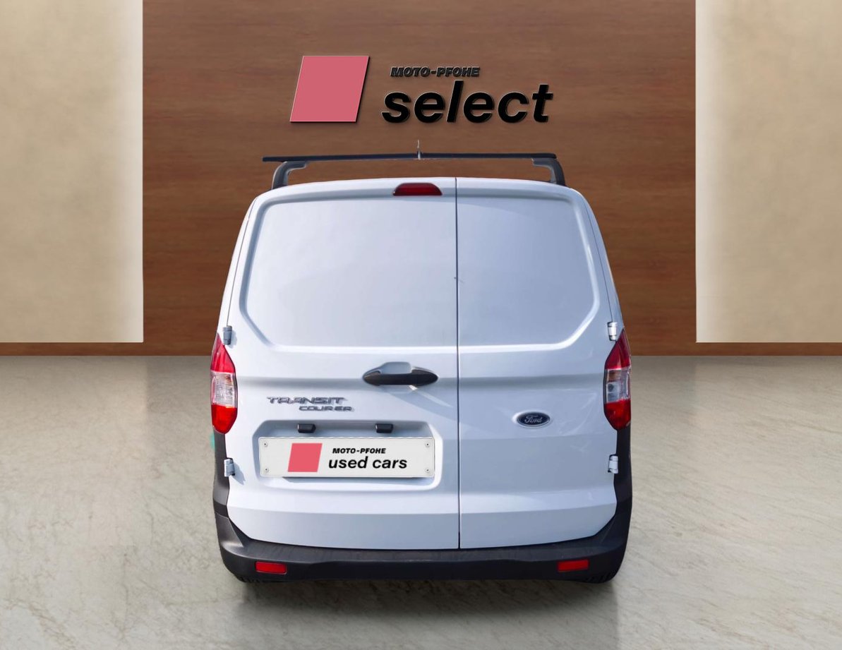 Ford Courier употребяван