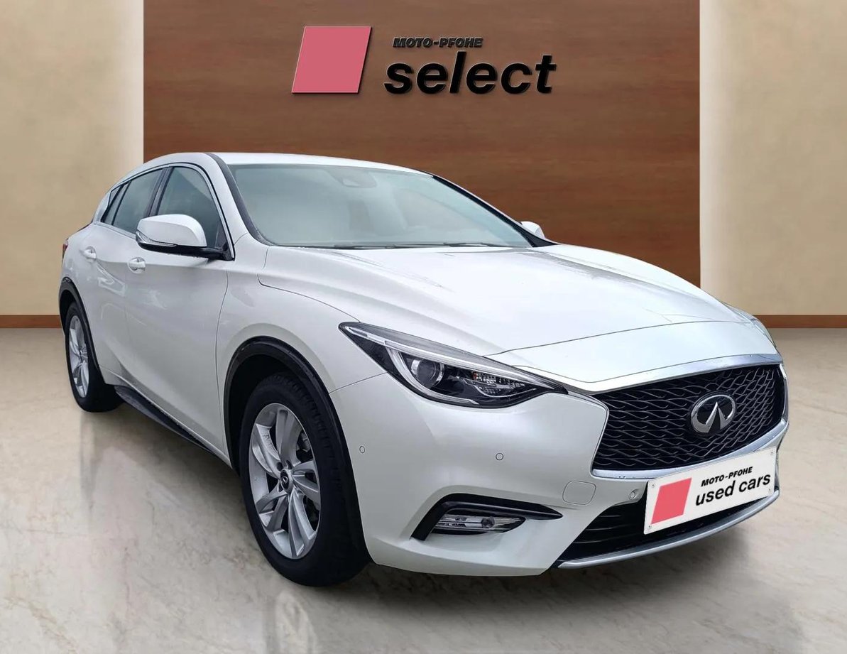 Infiniti Q30 употребяван