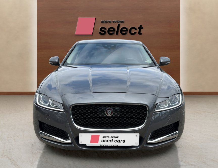 Jaguar XF употребяван