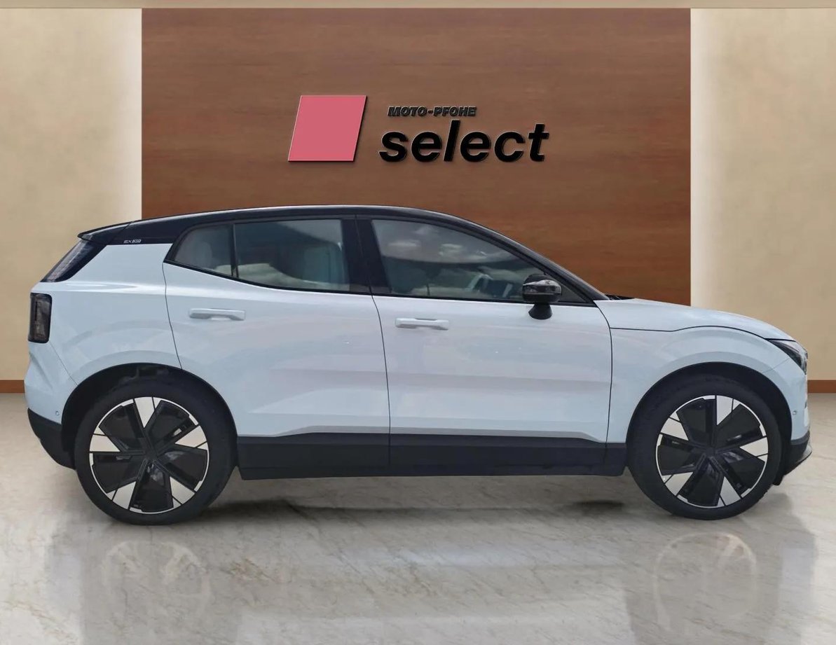 Volvo EX30 употребяван