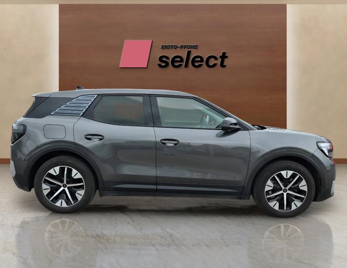 Ford E-Explorer употребяван