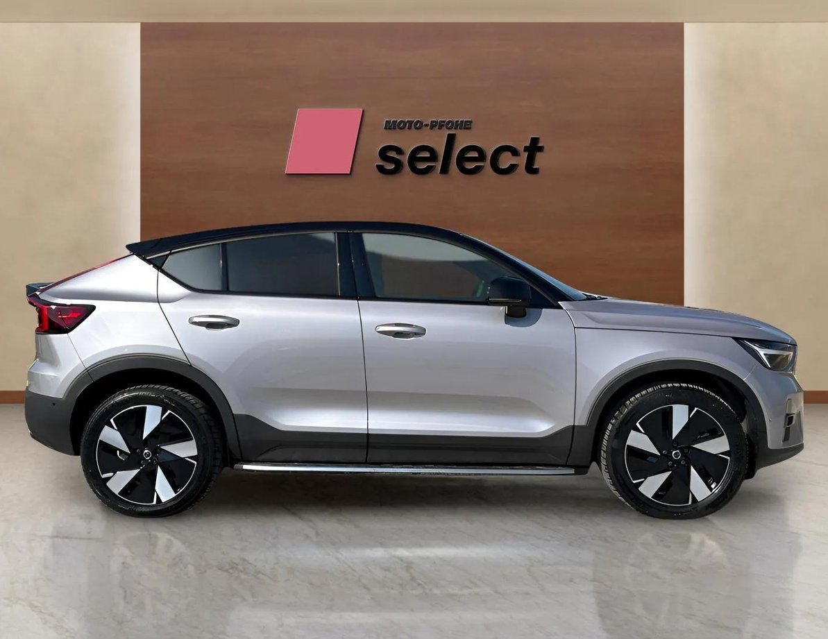 Volvo EX40 употребяван